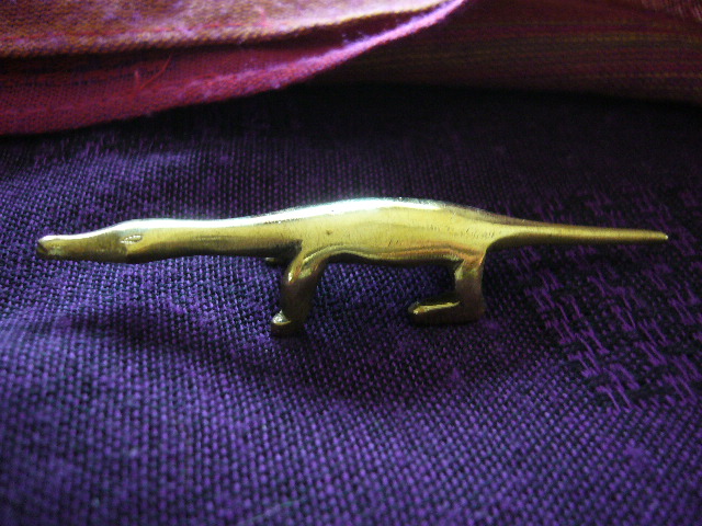 [AT555] Porte-couteaux Touareg Laiton Lezard des Sables