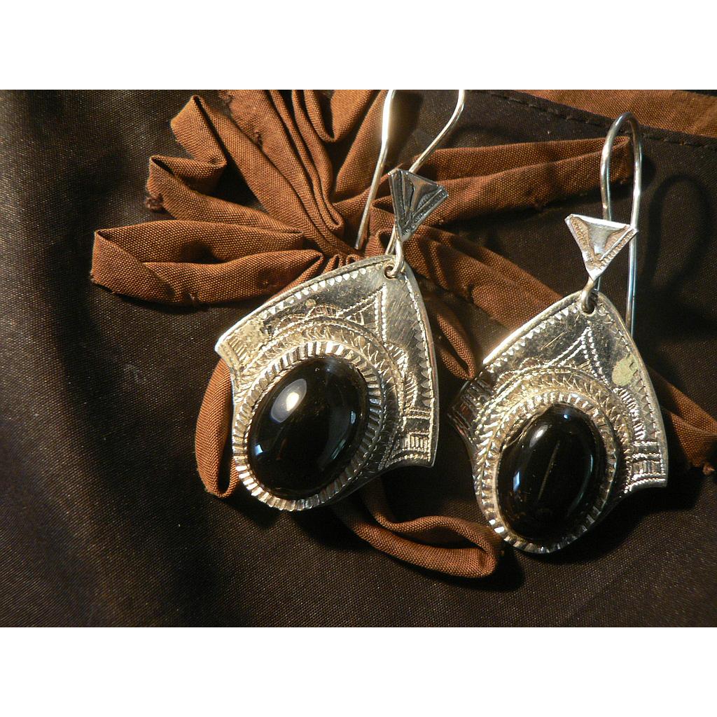 [BO306] Boucles Oreilles Touareg  Agate Ovale Noire