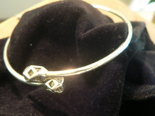 [BR607] Bracelet Touareg Mains Fatma Croisees