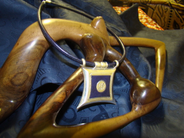 [CL520] Collier Touareg Tcherot Bleu