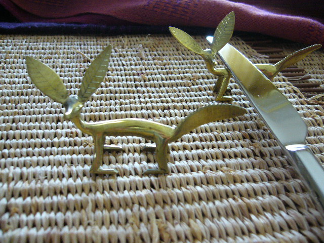 [AT556] Porte-couteaux Touareg Laiton renard des sables