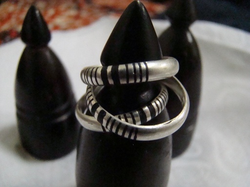 [B12] Bague Trio d'Ebene