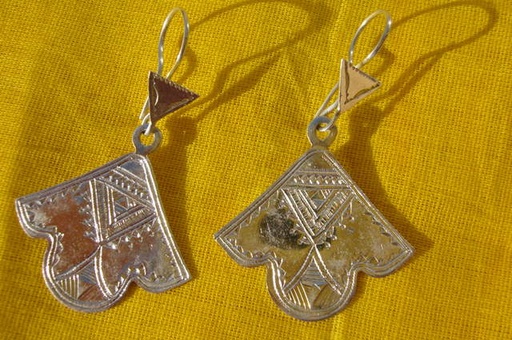 [BO111] Boucles Oreilles Touareg Argent Petale