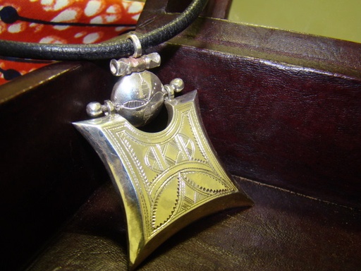 [CL203] Collier Touareg Tcherot d'Argent